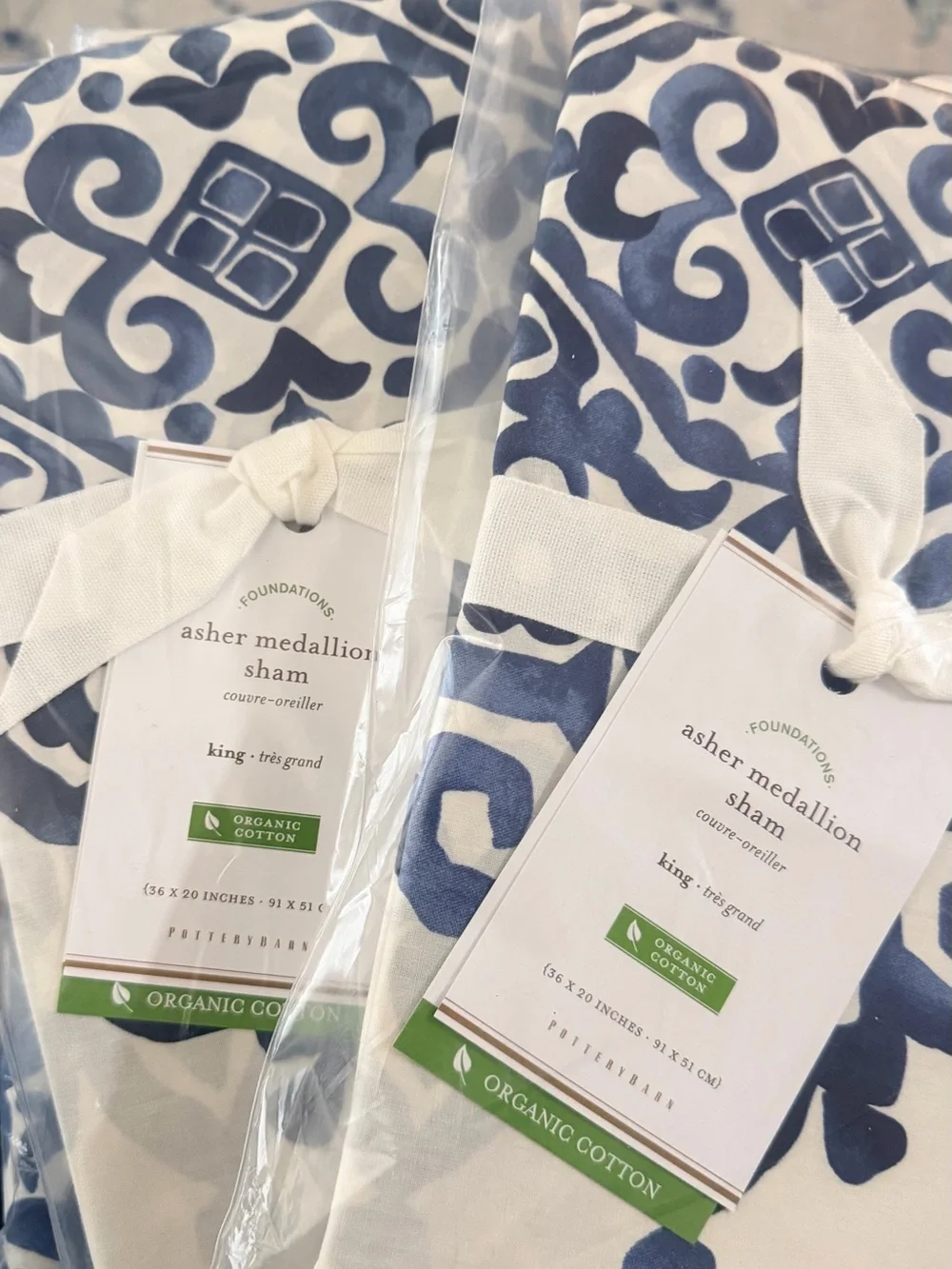 Pottery Barn Asher Medallion Duvet Cover in Blue and White - Picture 3 of 4